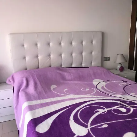Modern 2 Bedroom Apartmnet Fully Equipped