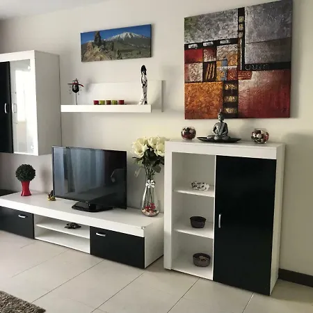 Modern 2 Bedroom Apartmnet Fully Equipped